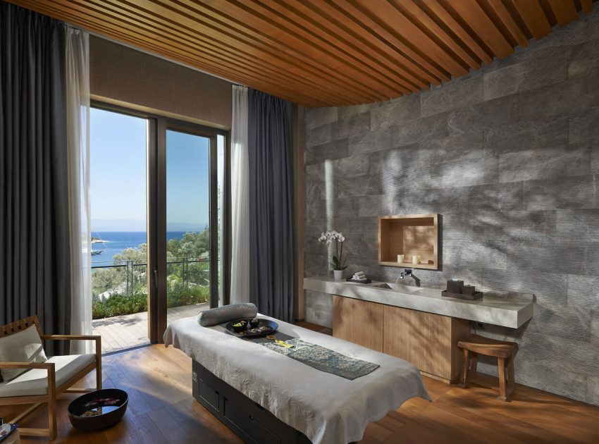 A Stunning Waterfront Resort Overlooking the Spectacular Ocean Views in Bodrum, Turkey by Antonio Citterio Patricia Viel (35)