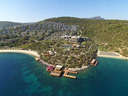 A Stunning Waterfront Resort Overlooking the Spectacular Ocean Views in Bodrum, Turkey by Antonio Citterio Patricia Viel (4)