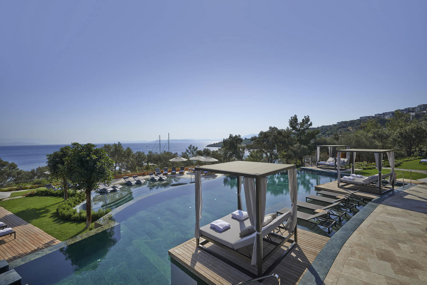 A Stunning Waterfront Resort Overlooking the Spectacular Ocean Views in Bodrum, Turkey by Antonio Citterio Patricia Viel (7)