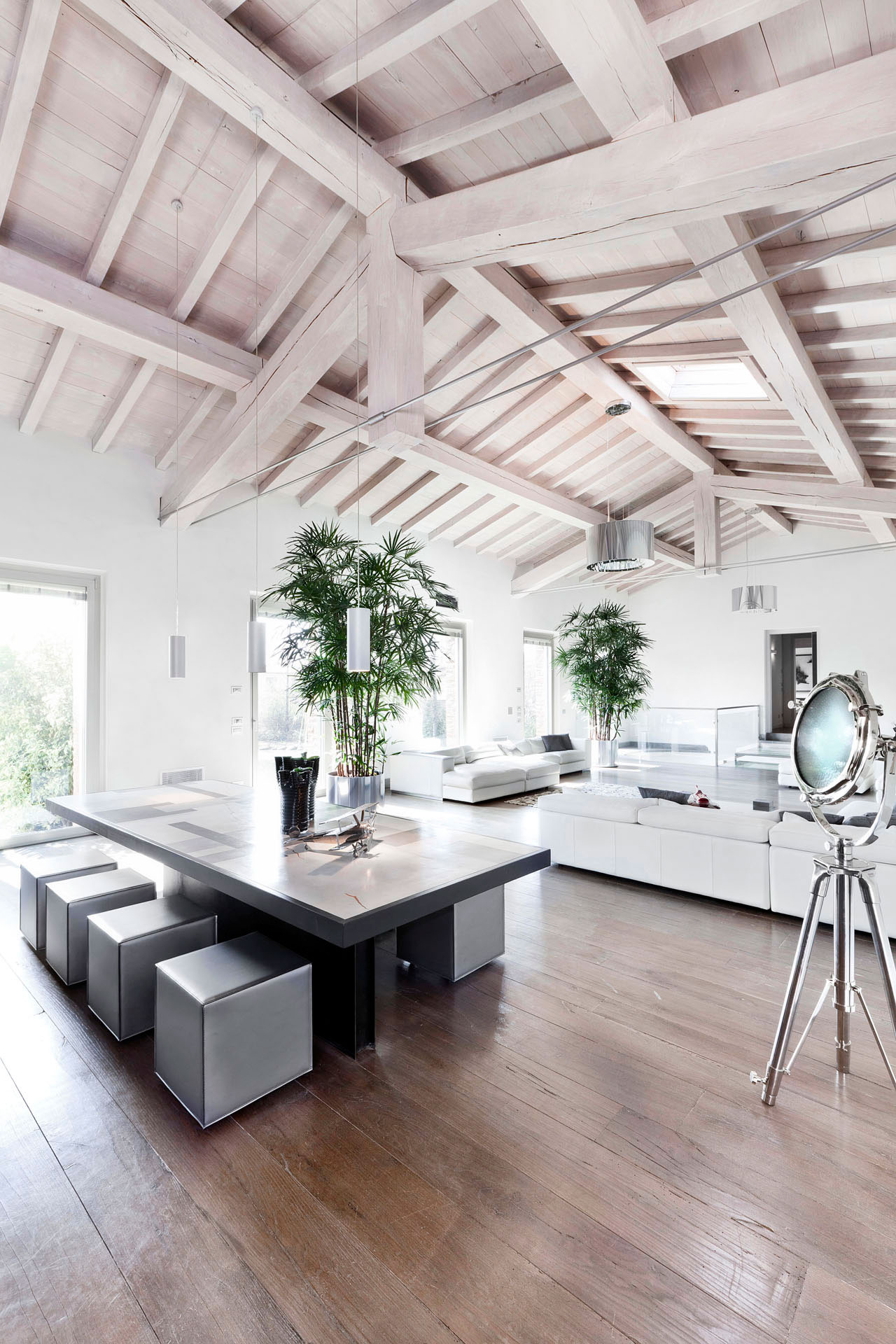 A Stunning and Spacious Contemporary Home in Maristella, Italy by Persico Studio (13)