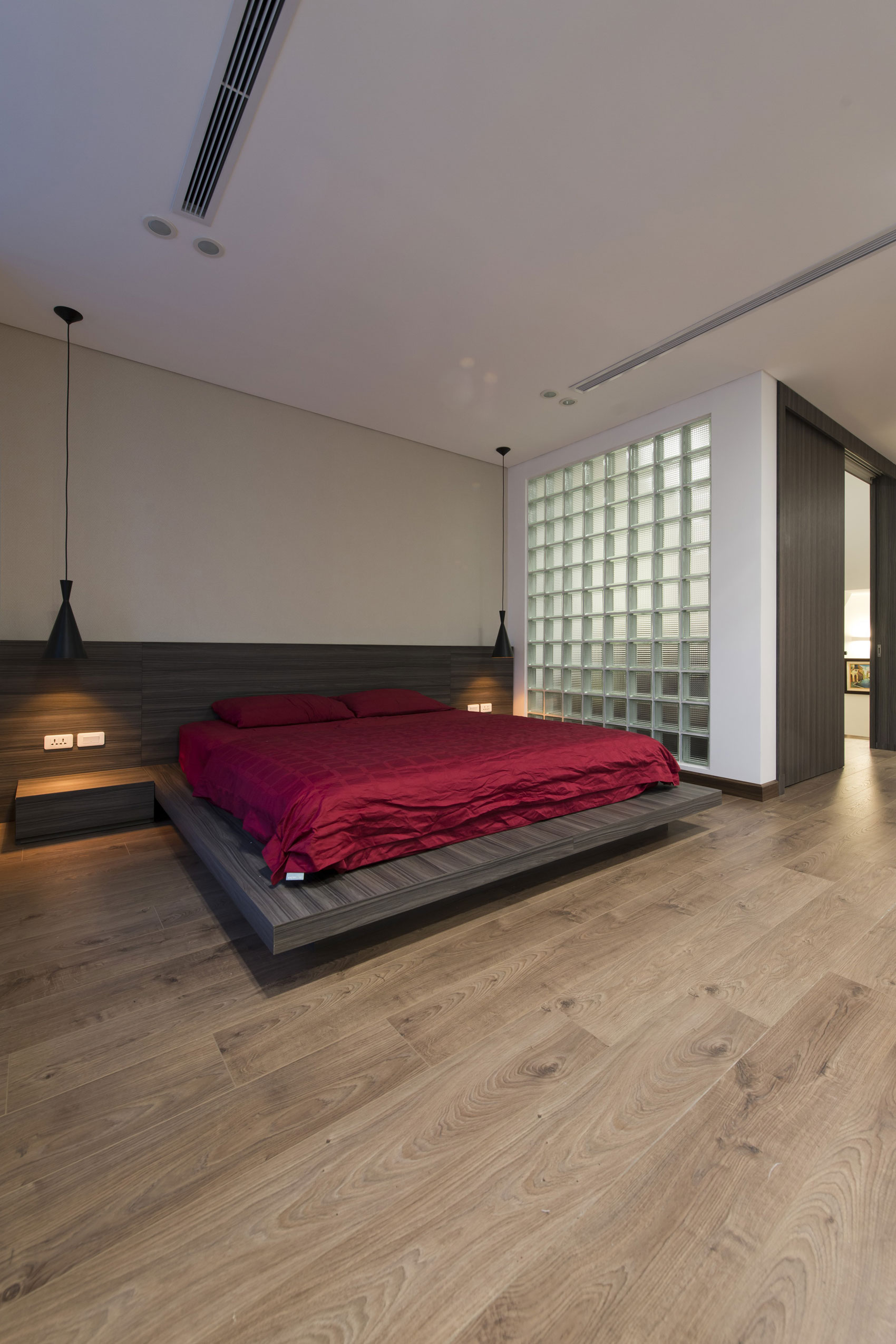 A Stunning and Spacious House with Open Spaces and Natural Light in Yen So, Vietnam by I.House Architecture and Construction (13)