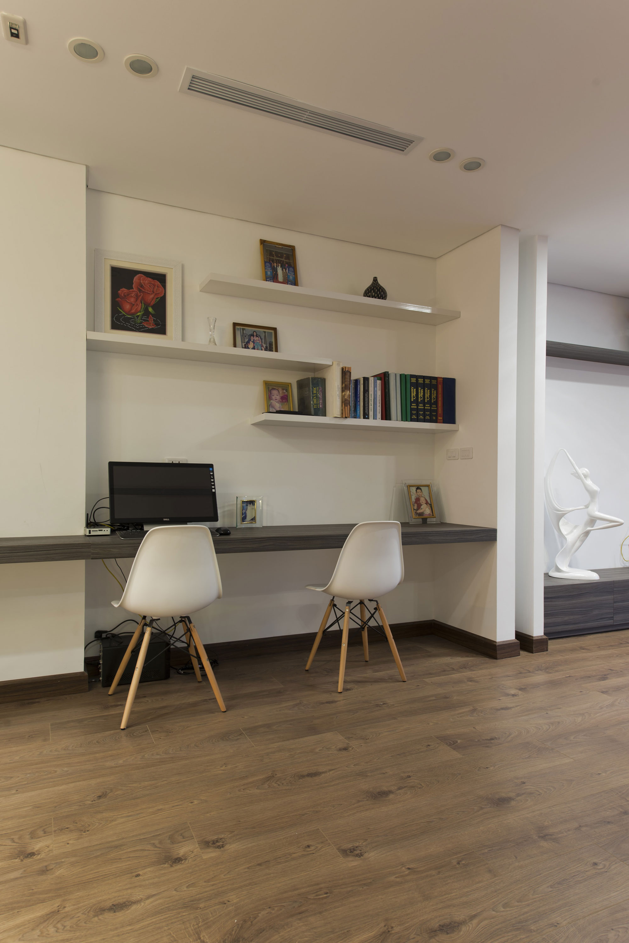 A Stunning and Spacious House with Open Spaces and Natural Light in Yen So, Vietnam by I.House Architecture and Construction (24)