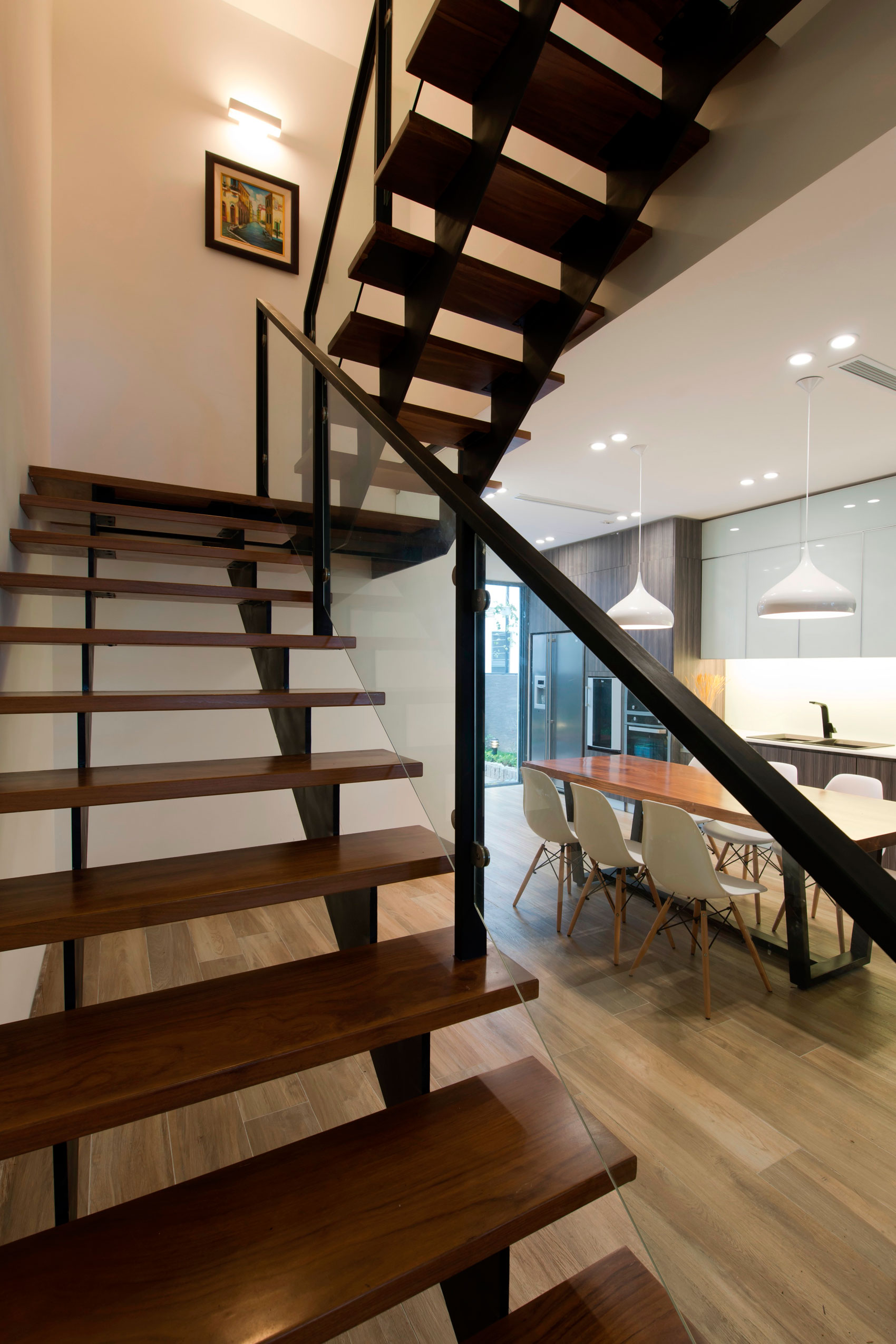 A Stunning and Spacious House with Open Spaces and Natural Light in Yen So, Vietnam by I.House Architecture and Construction (9)