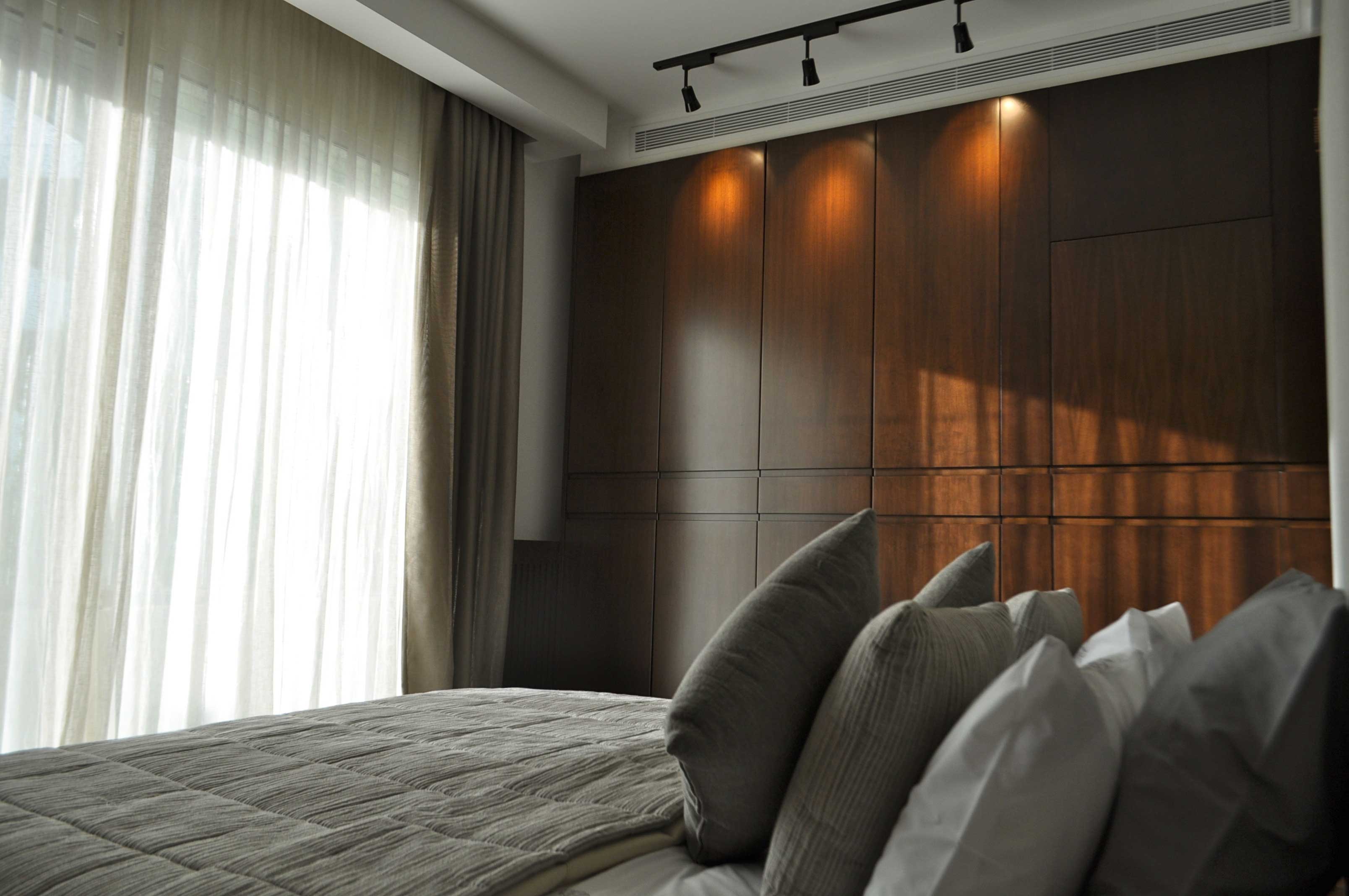 A Stylish Apartment with Striking Interior and Full of Personality in Rabieh, Lebanon by ROHD (6)