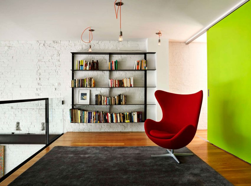 A Stylish, Bright and Colorful Home of Strong Contrasts in Washington, D.C. by KUBE Architecture (12)