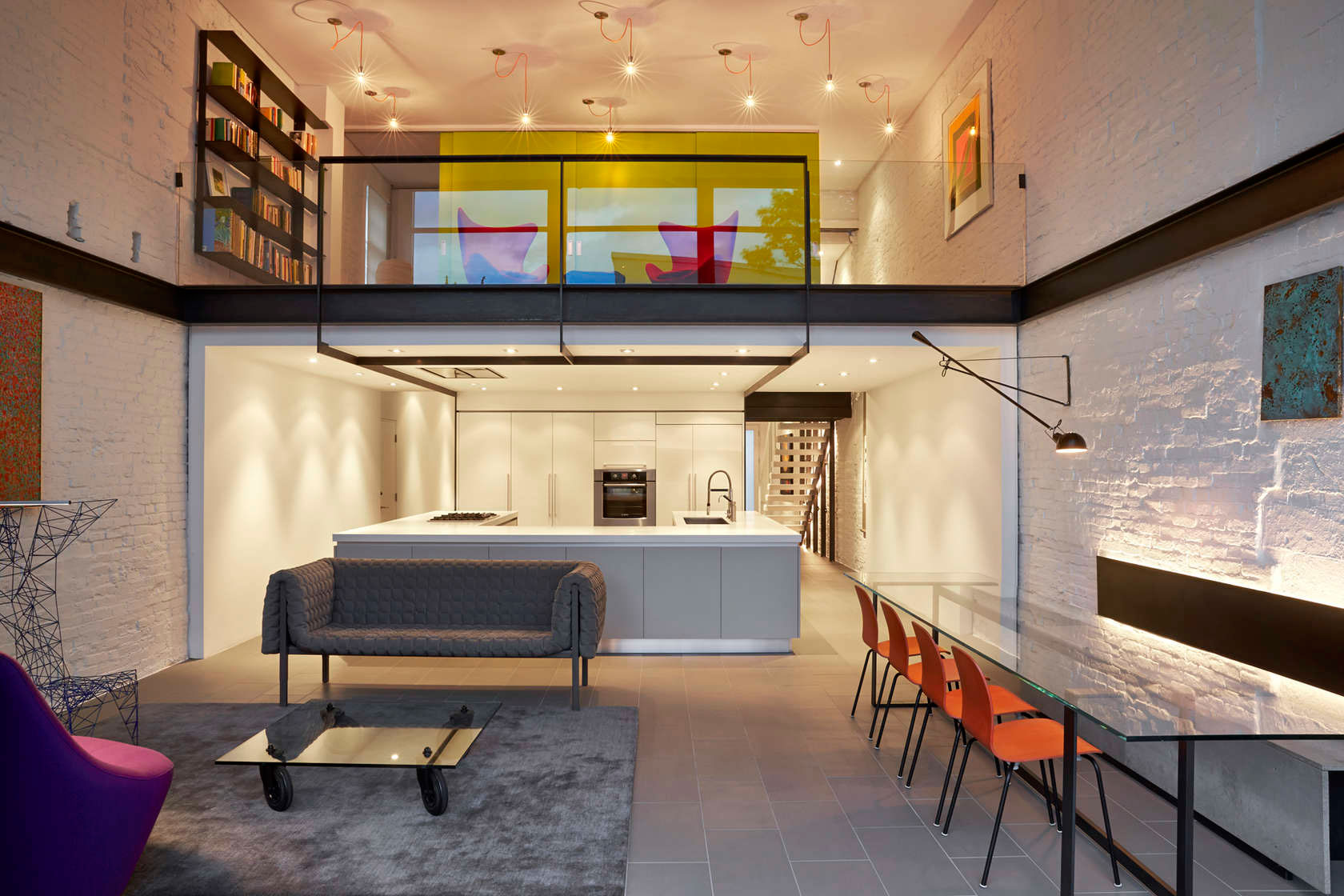 A Stylish, Bright and Colorful Home of Strong Contrasts in Washington, D.C. by KUBE Architecture (21)