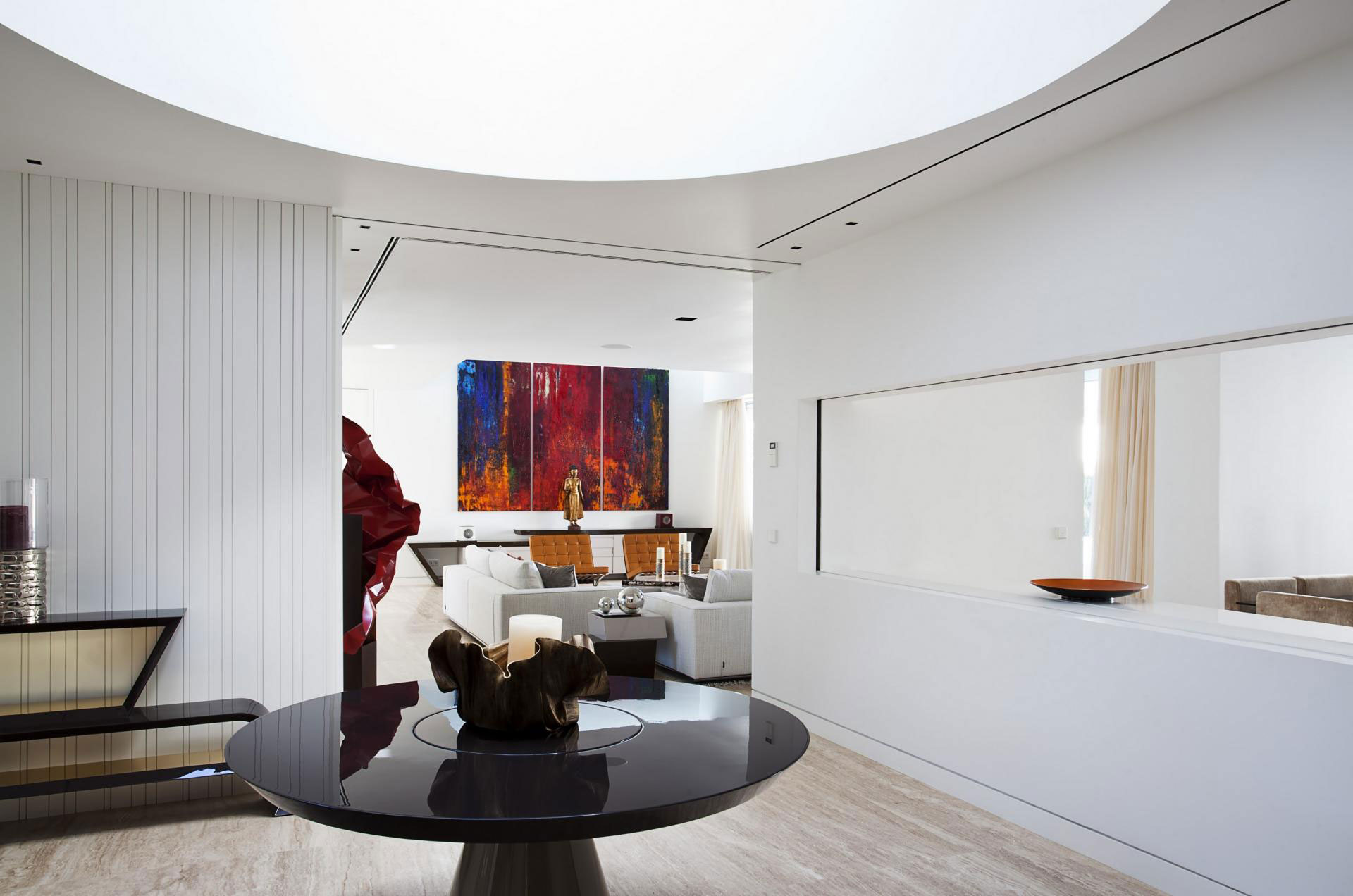 A Stylish Contemporary Concrete House with Black Glass and Marble Facade in Seville by A-cero (31)