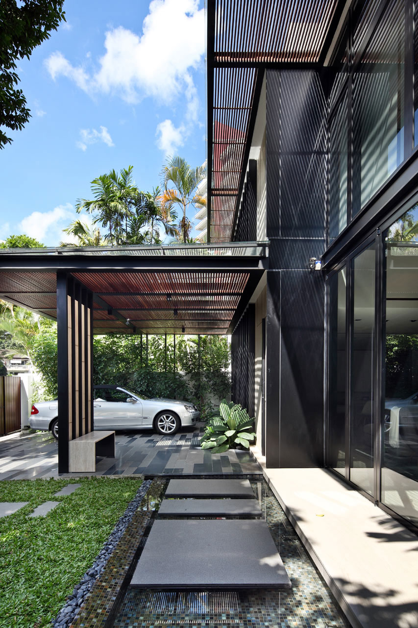 A Stylish Contemporary Home with Light and Airy Interiors in Singapore by ONG&ONG (10)