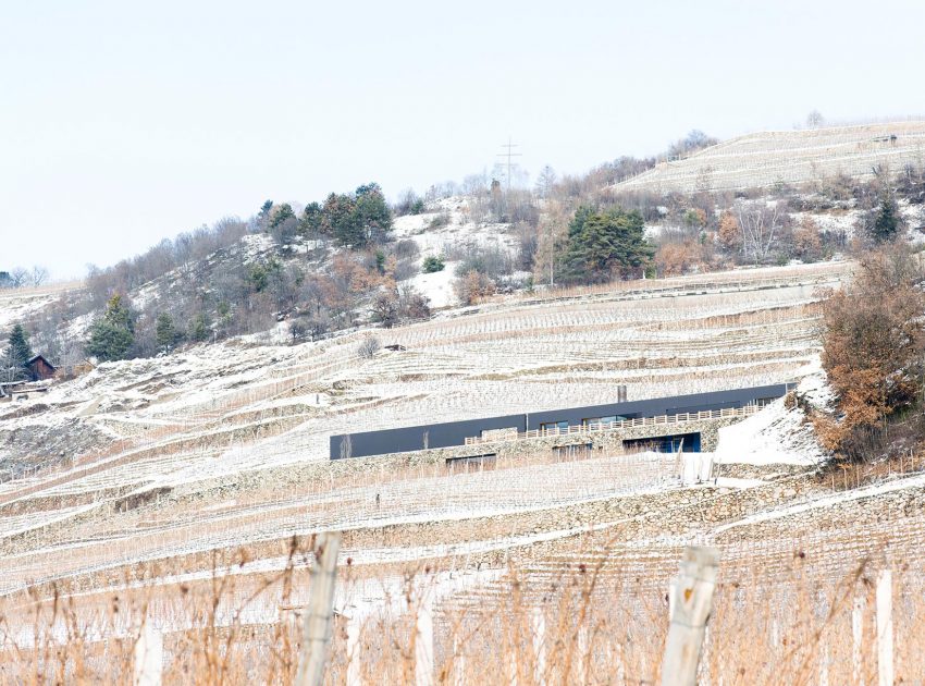 A Stylish Contemporary Home with Natural Stone Walls in Neustift, Italy by Bergmeister Wolf Architekten (16)