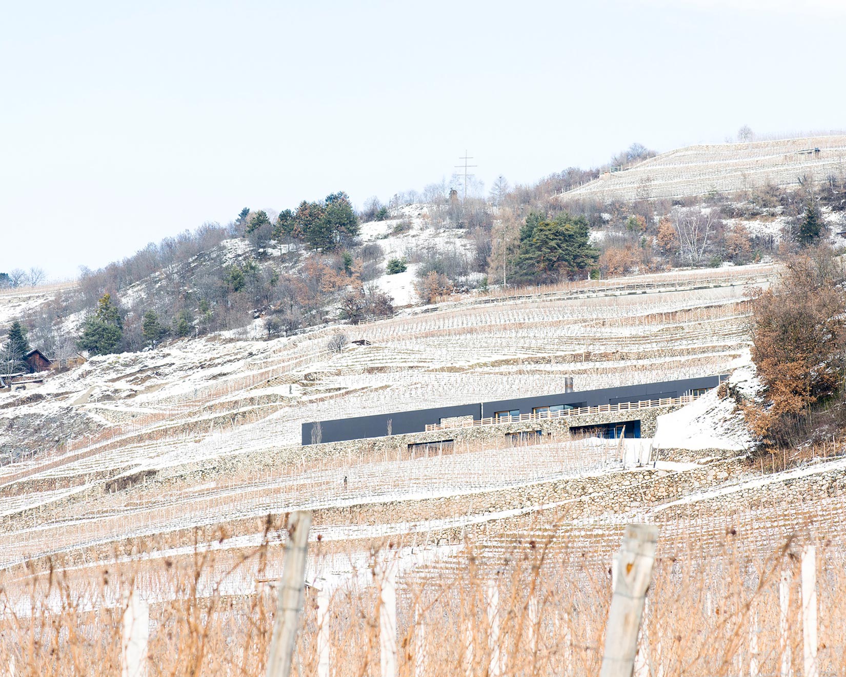 A Stylish Contemporary Home with Natural Stone Walls in Neustift, Italy by Bergmeister Wolf Architekten (16)