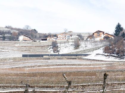 A Stylish Contemporary Home with Natural Stone Walls in Neustift, Italy by Bergmeister Wolf Architekten (17)