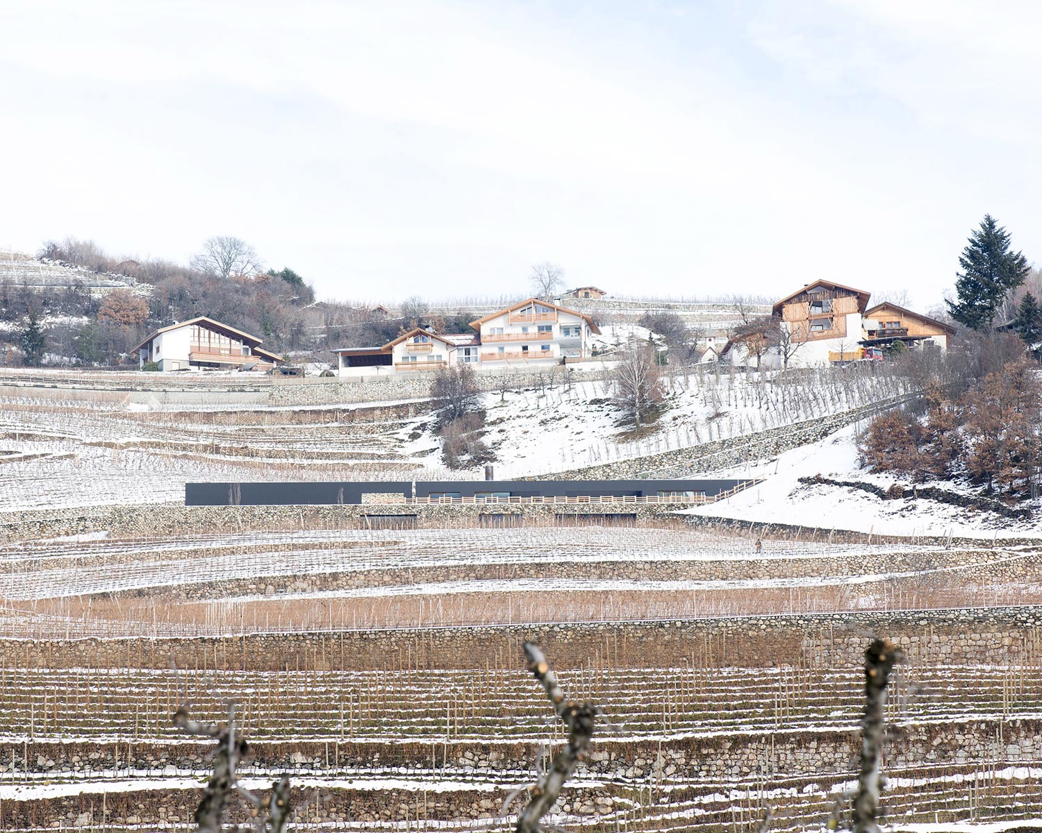 A Stylish Contemporary Home with Natural Stone Walls in Neustift, Italy by Bergmeister Wolf Architekten (17)