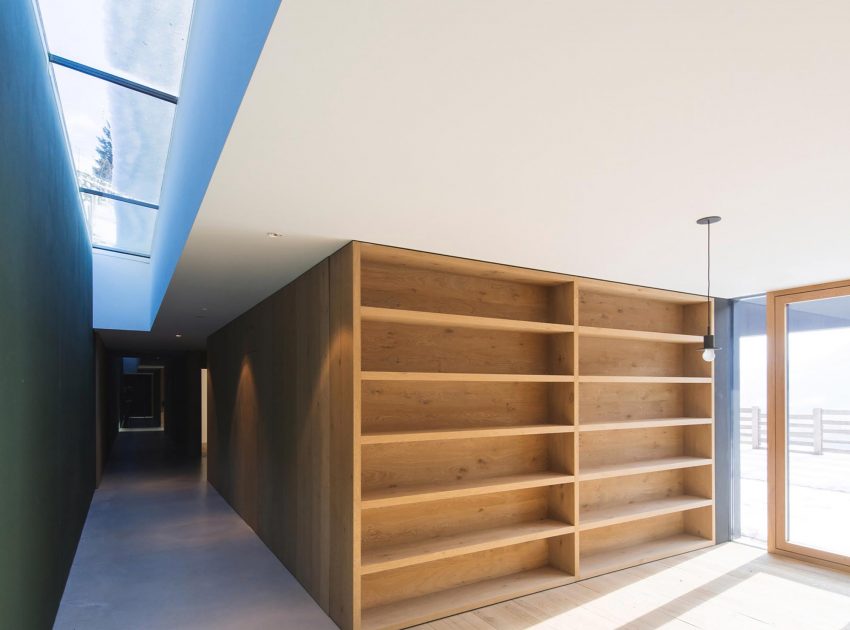 A Stylish Contemporary Home with Natural Stone Walls in Neustift, Italy by Bergmeister Wolf Architekten (7)