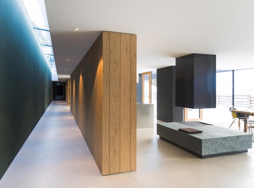 A Stylish Contemporary Home with Natural Stone Walls in Neustift, Italy by Bergmeister Wolf Architekten (9)