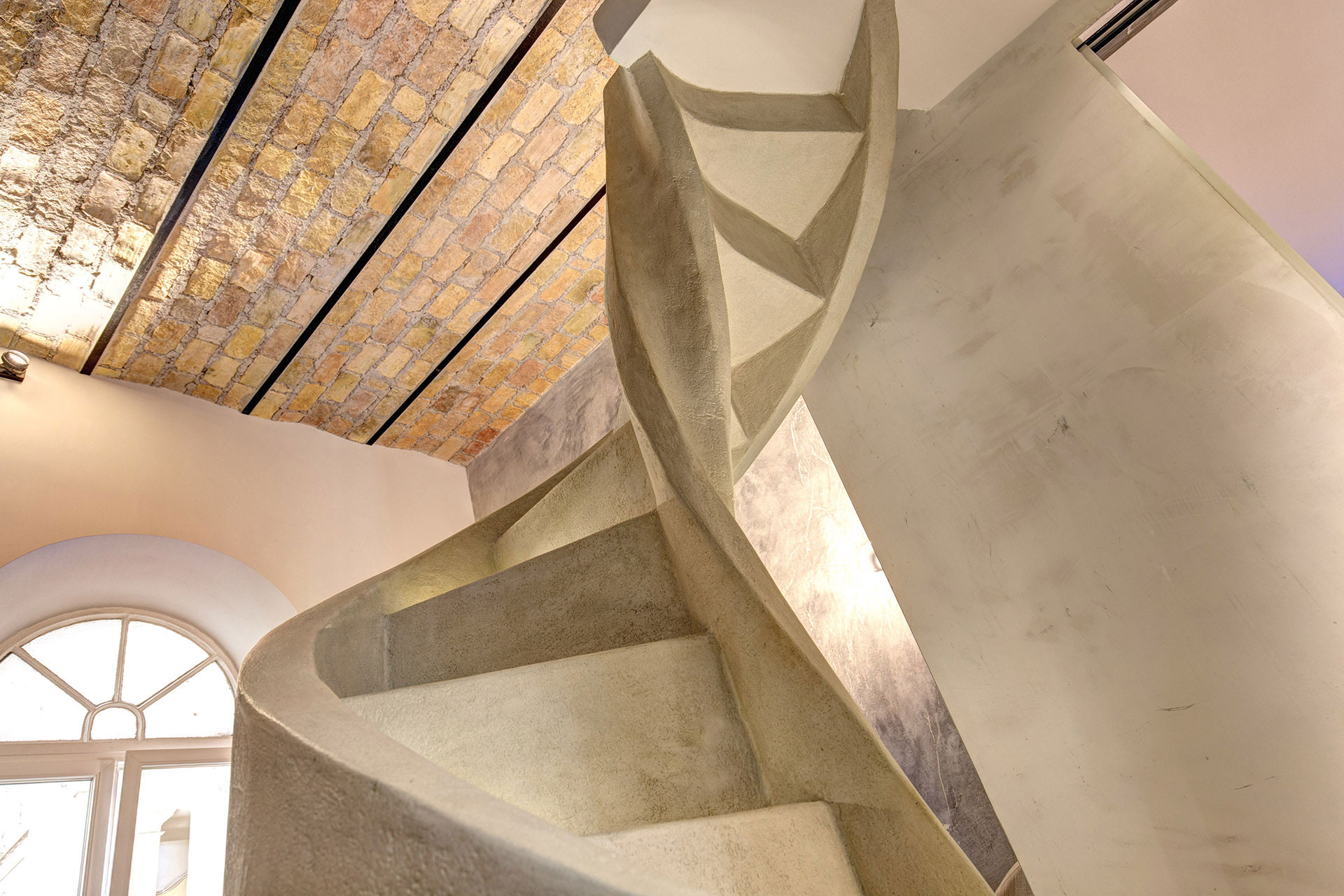 A Stylish Contemporary Home with Spiral Staircase in Rome, Italy by MOB ARCHITECTS (15)