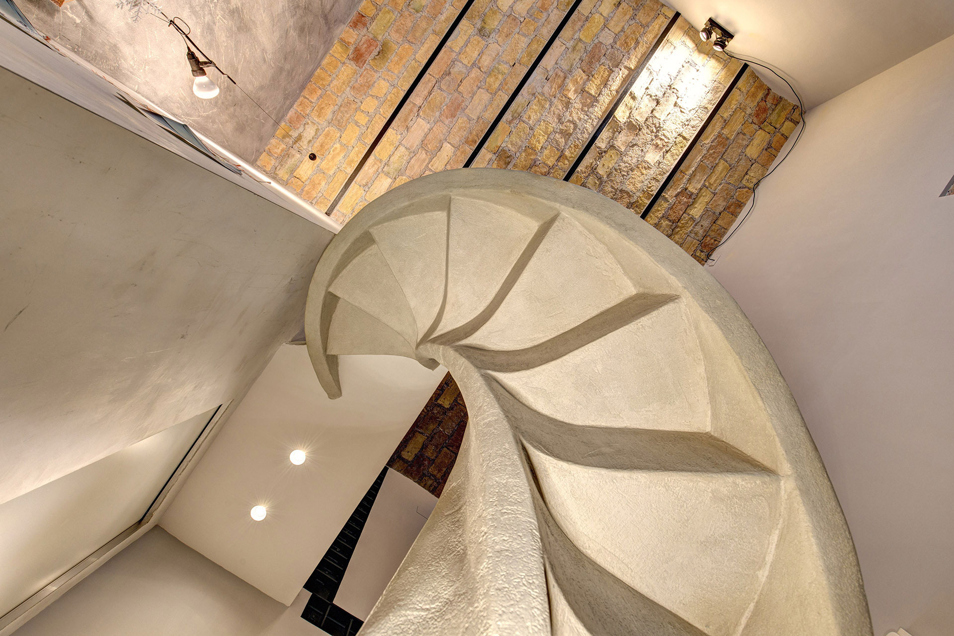 A Stylish Contemporary Home with Spiral Staircase in Rome, Italy by MOB ARCHITECTS (17)