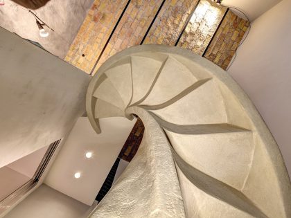 A Stylish Contemporary Home with Spiral Staircase in Rome, Italy by MOB ARCHITECTS (18)
