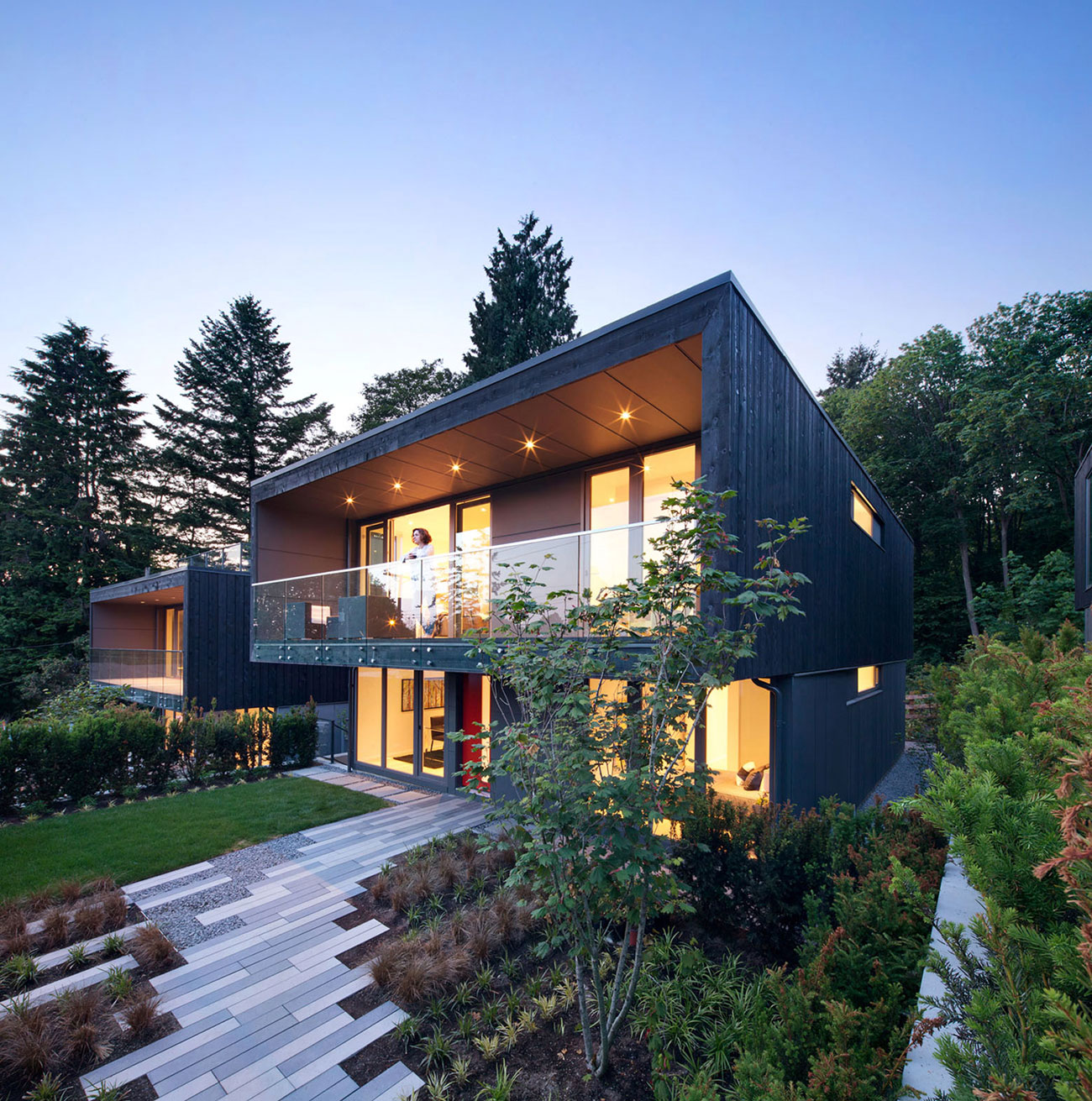 A Stylish Contemporary Home with Unique Character in North Vancouver by office of mcfarlane biggar architects + designers (11)
