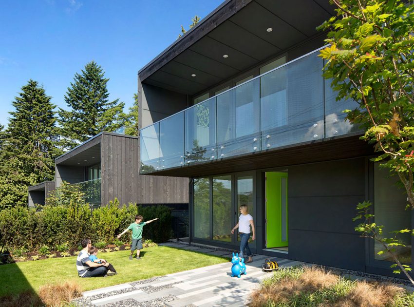 A Stylish Contemporary Home with Unique Character in North Vancouver by office of mcfarlane biggar architects + designers (2)