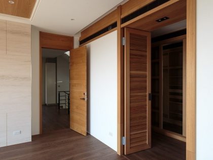 A Stylish Contemporary Home with Wood Accents in Taipei City by AYA Living Group (13)