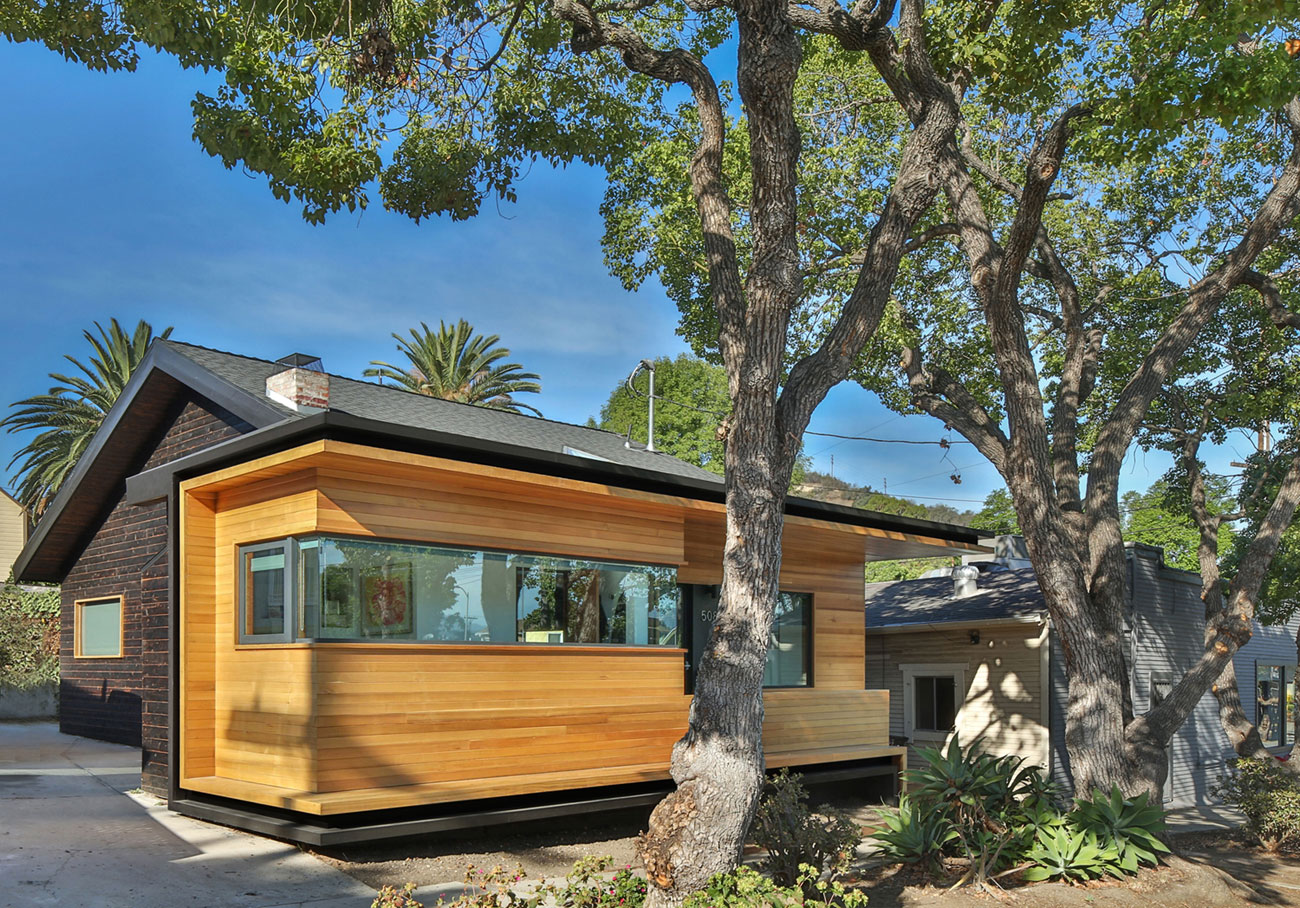 A Stylish Home with Lots of Natural Light in Hermon, Los Angeles by Martin Fenlon Architecture (14)