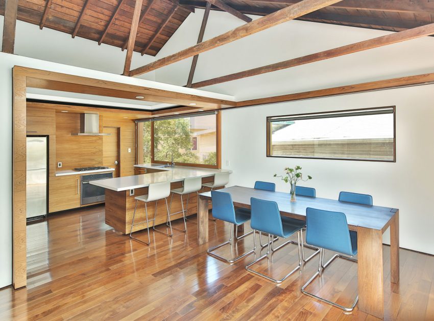 A Stylish Home with Lots of Natural Light in Hermon, Los Angeles by Martin Fenlon Architecture (19)