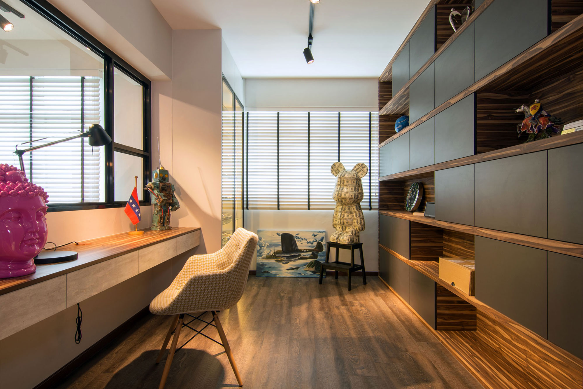 A Stylish Industrial Home for a Young Couple in Singapore by Vievva Designers (17)
