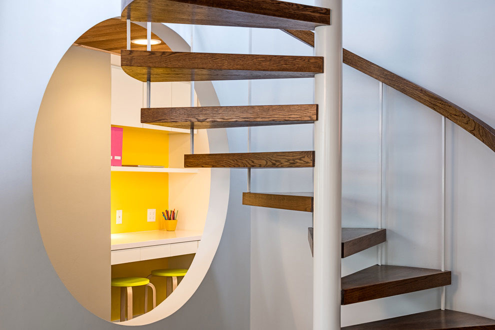 A Stylish Mid-Century Modern Home with Colorful and Quirky Interiors in Texas by CONTENT Architecture (8)
