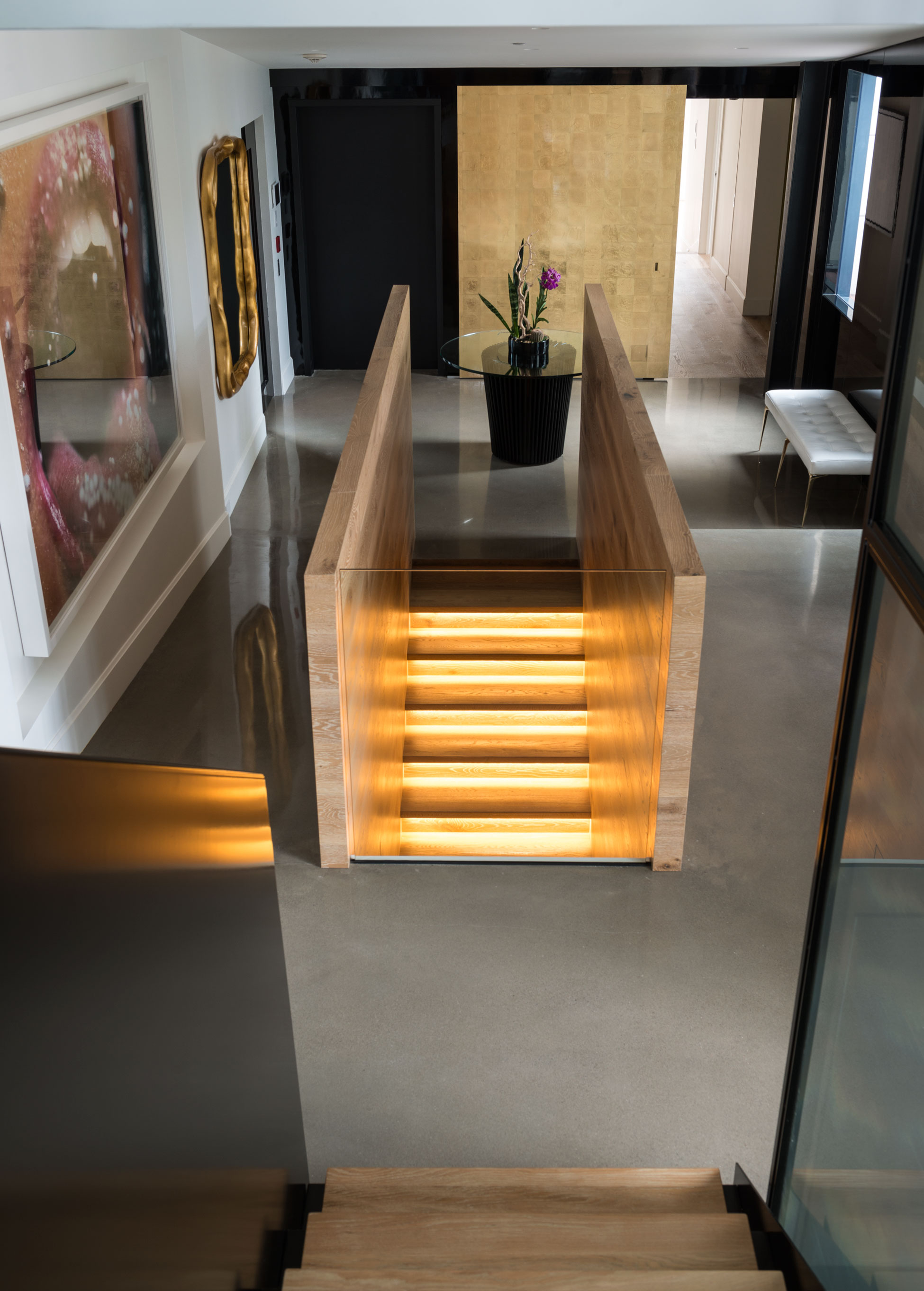 A Stylish Modern Home with Unique Character and Personality in Montreal by Les Ensembliers (20)