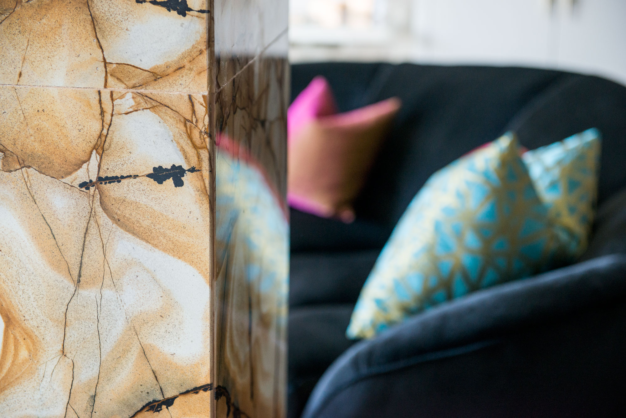 A Stylish Modern Home with Unique Character and Personality in Montreal by Les Ensembliers (9)