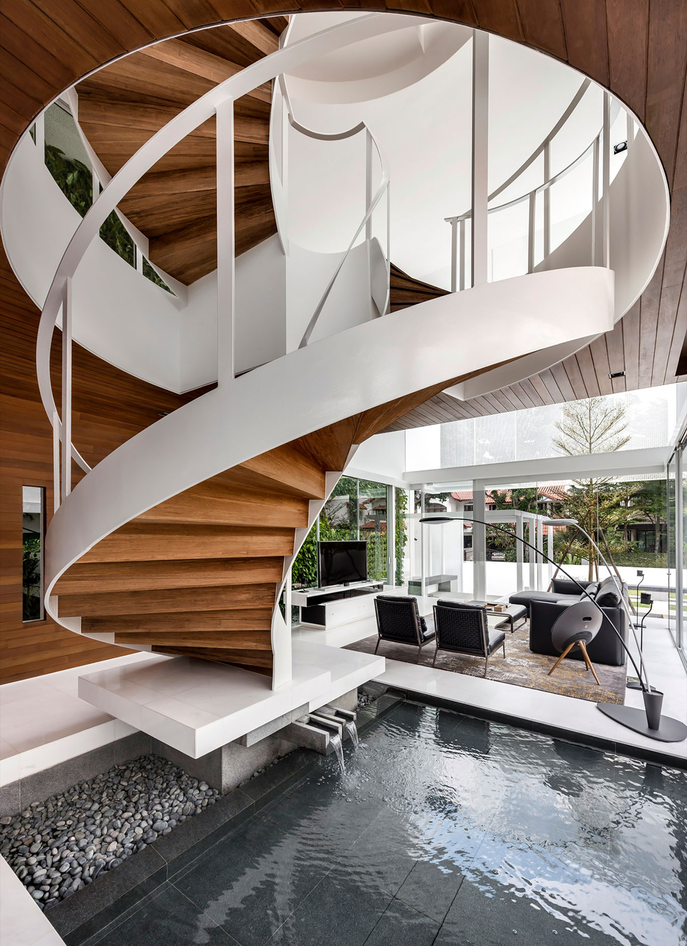 A Stylish Semi-Detached House with White Translucent Box in Singapore by Park + Associates (4)