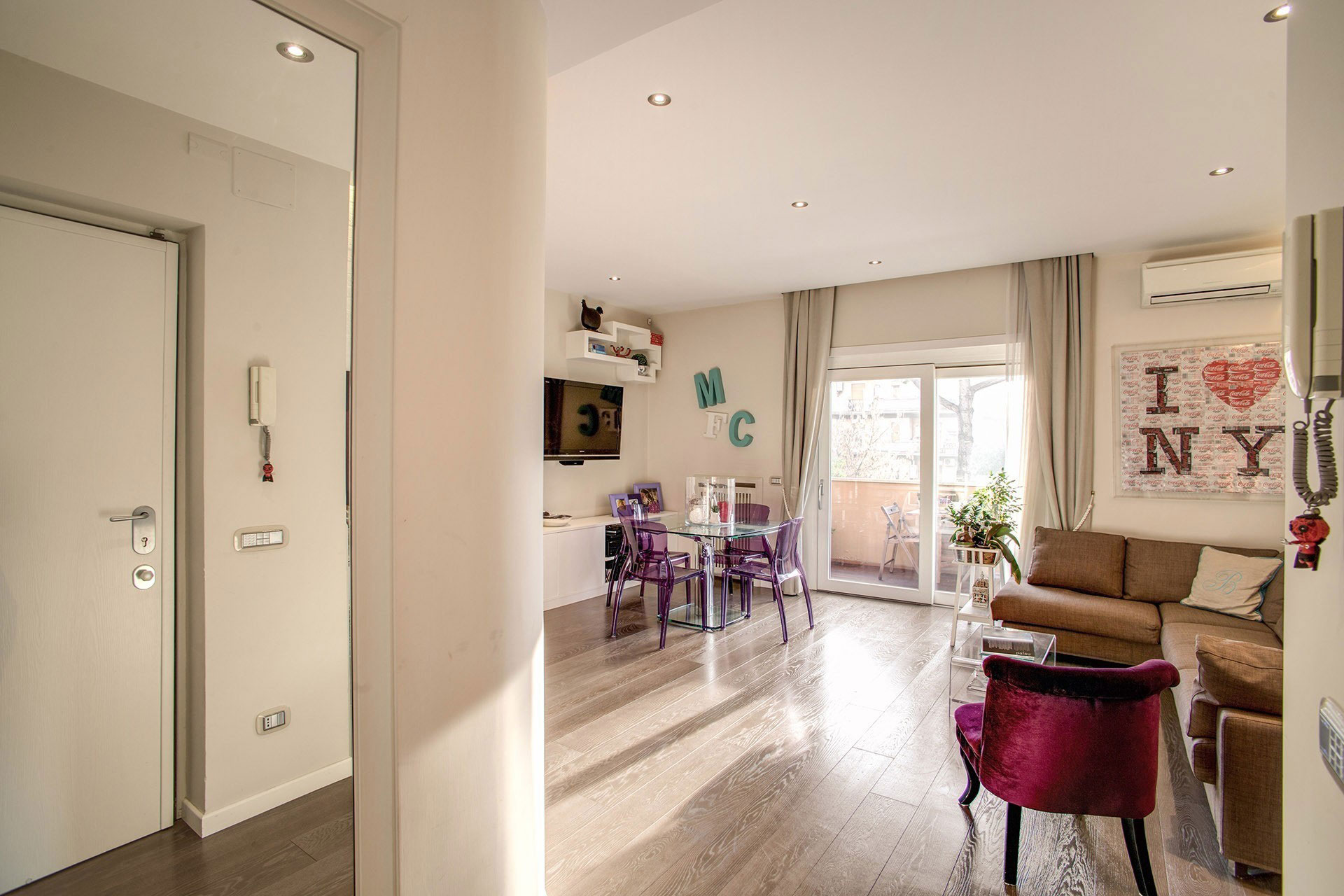 A Stylish and Beautiful Contemporary Home in Rome, Italy by MOB ARCHITECTS (1)