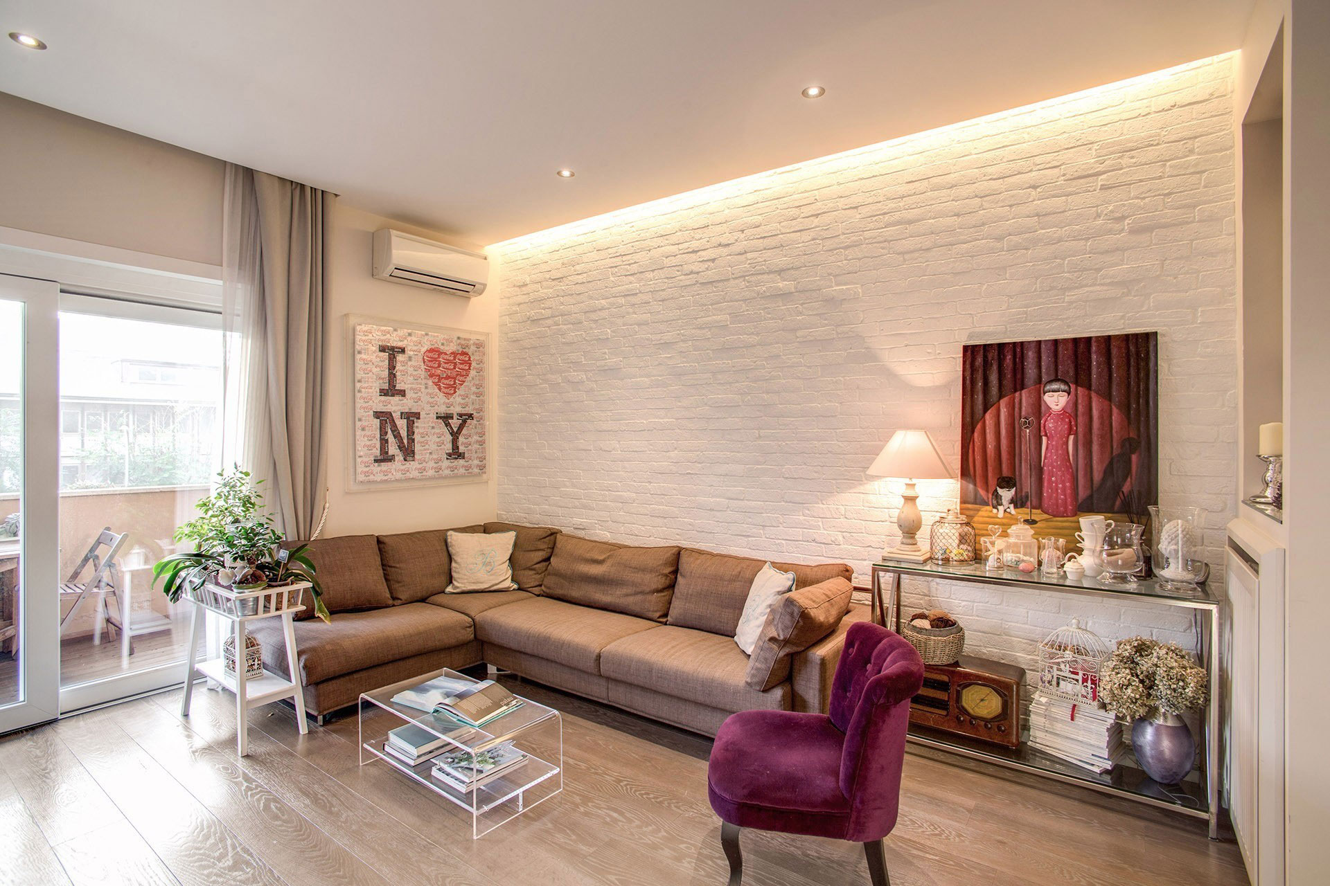 A Stylish and Beautiful Contemporary Home in Rome, Italy by MOB ARCHITECTS (2)