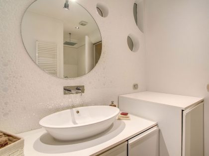 A Stylish and Beautiful Contemporary Home in Rome, Italy by MOB ARCHITECTS (27)