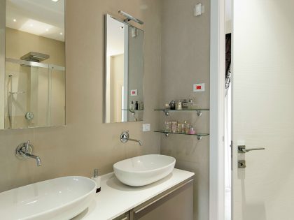 A Stylish and Bright Modern Apartment with Lovely Interiors in Brescia, Italy by bp Laboratorio di Architettura (15)