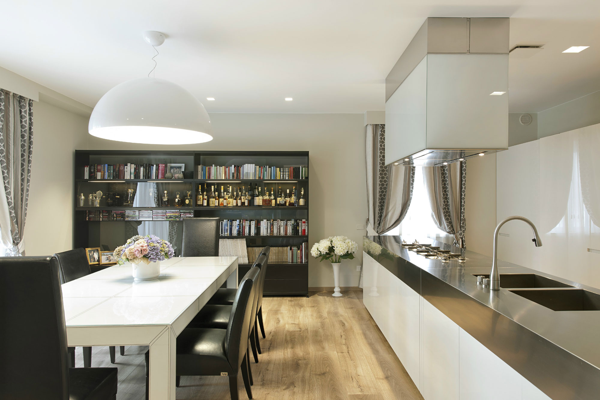 A Stylish and Bright Modern Apartment with Lovely Interiors in Brescia, Italy by bp Laboratorio di Architettura (7)