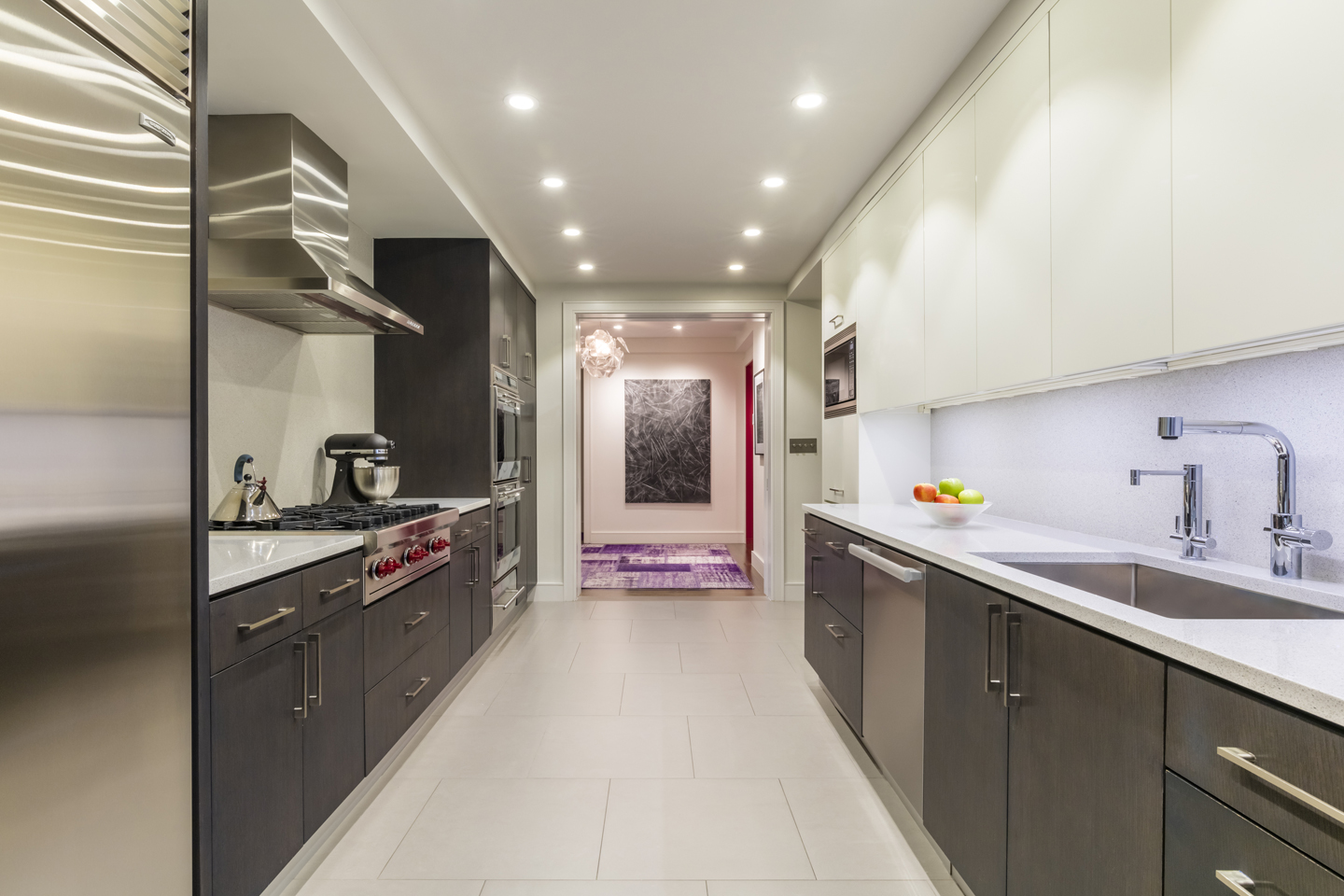 A Stylish and Colorful Contemporary Apartment on Park Avenue, New York City by Pier, Fine Associates (6)