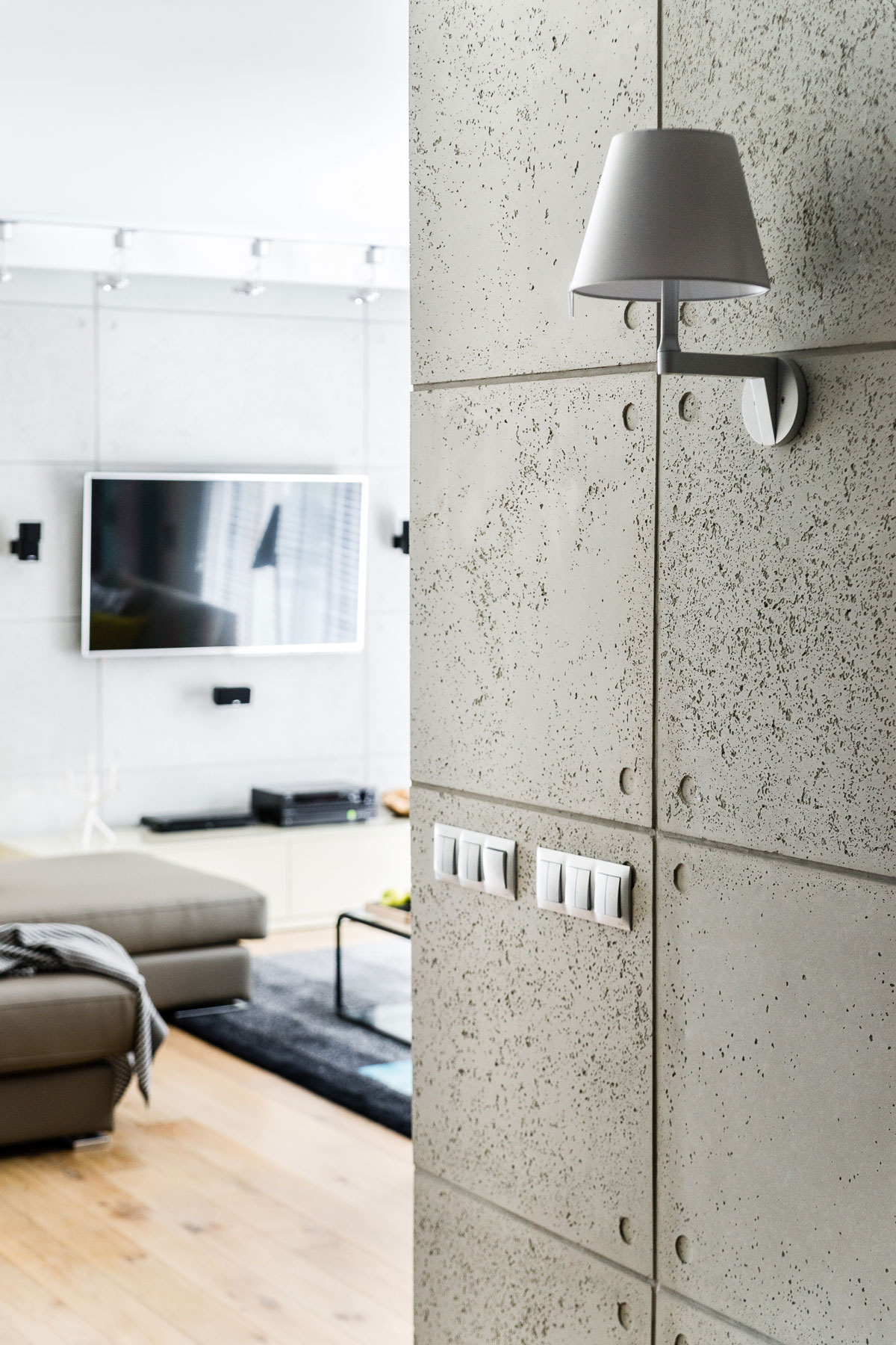 A Stylish and Colorful Modern Home for a Young Couple with Two Boys in Tczew, Poland by Fabryka Wnętrz (9)