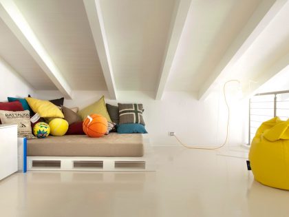 A Stylish and Colorful Modern Penthouse in Pisa, Italy by lorenzo mannini (12)