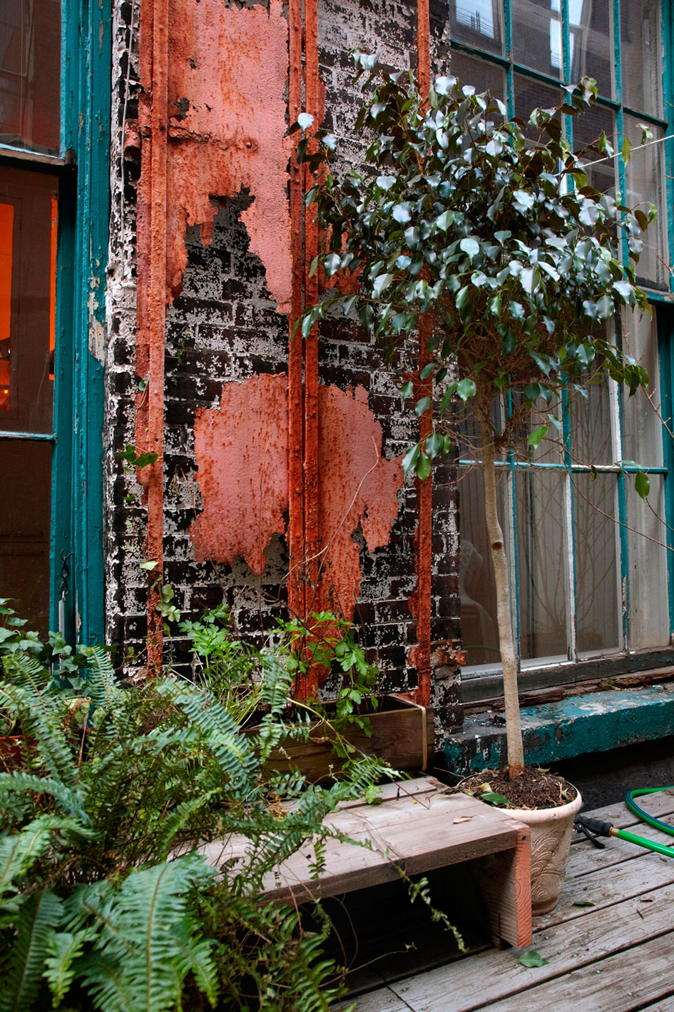 A Stylish and Practical Home with Classic and Contemporary Flair in New York City by Søren Rose Studio (19)