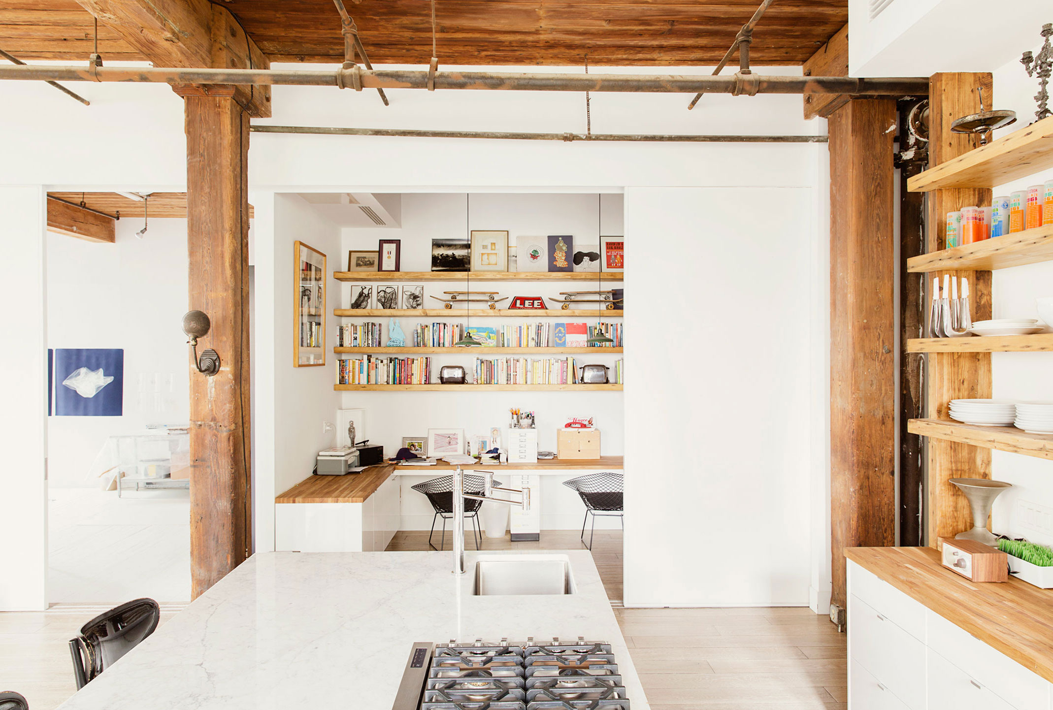 A Stylish and Spacious Contemporary Home in New York City by Ensemble Architecture (9)