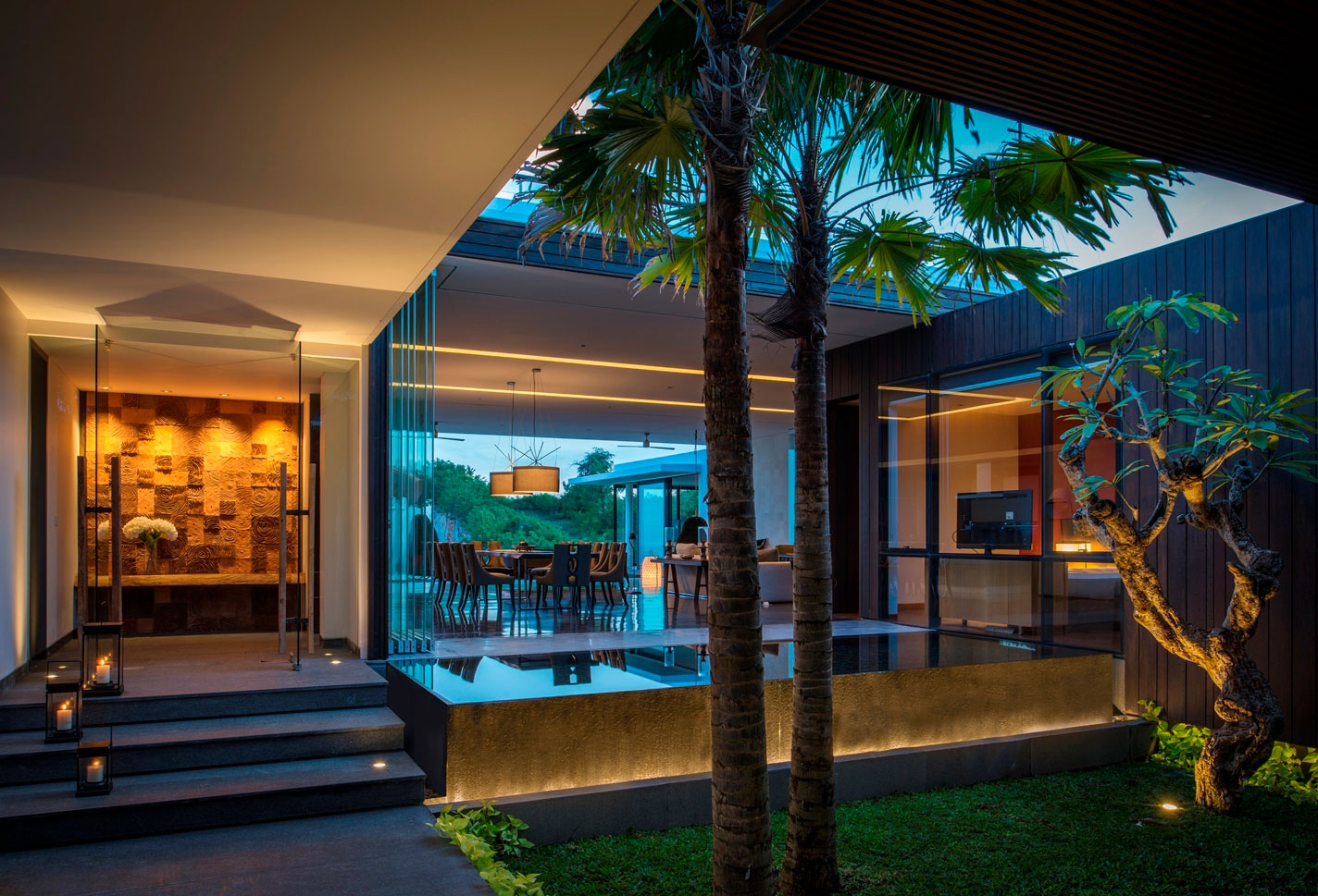 A Stylish and Stunning Contemporary Home with Lap Pool in Bali, Indonesia by Parametr Architecture (16)
