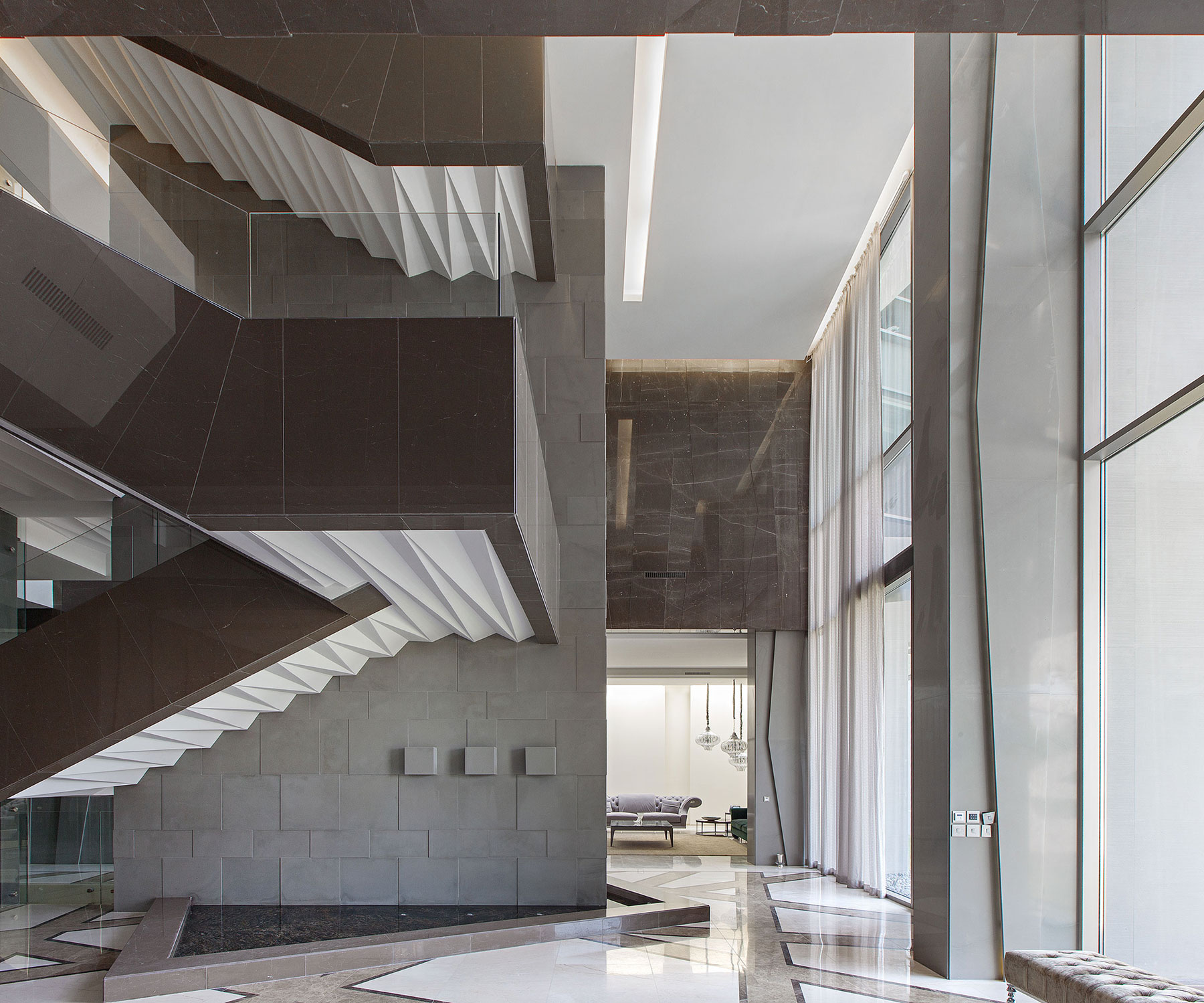 A Stylish and Unique Contemporary Home with Luxurious Vibe in Kuwait City by Roma International (8)