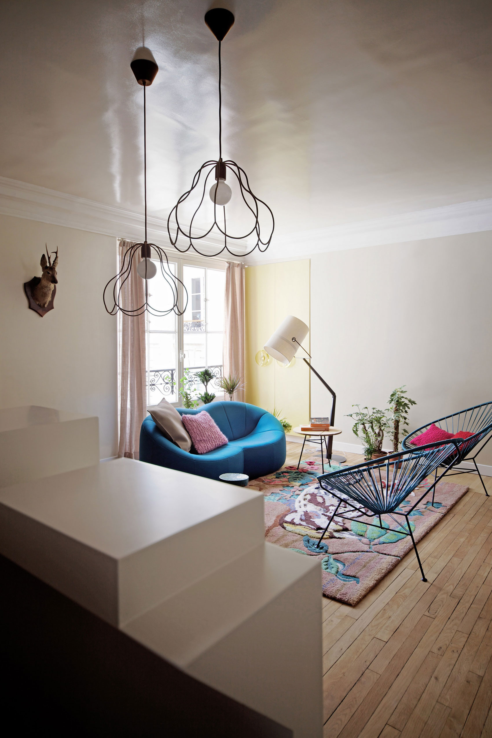 A Stylish and Vibrant Contemporary Apartment in Paris, France by UdA (1)