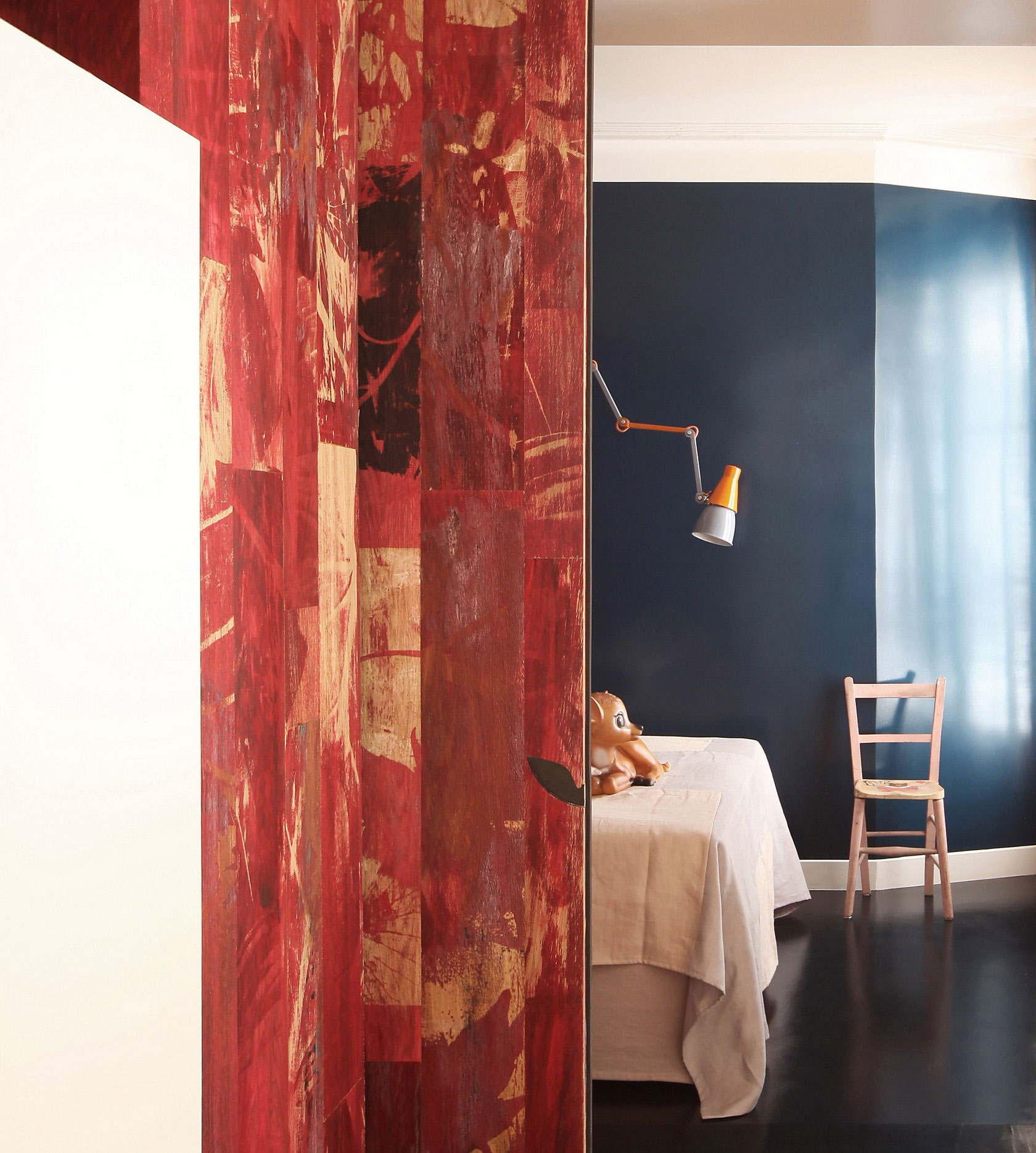 A Stylish and Vibrant Contemporary Apartment in Paris, France by UdA (14)