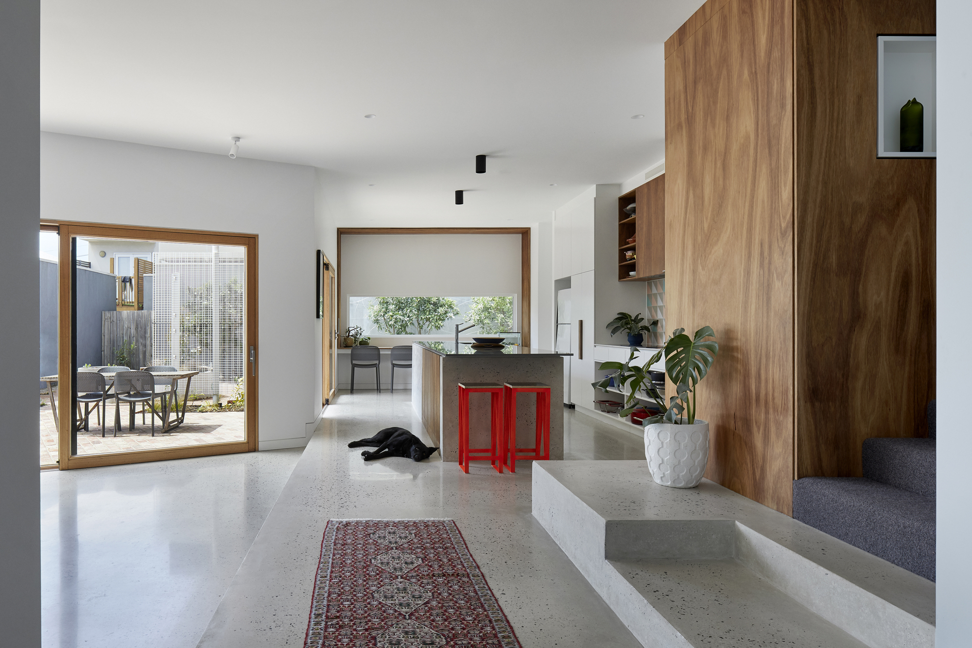 A Sustainable Contemporary Home with Warm Interiors for a Young Family in Melbourne, Australia by Poly Studio (5)