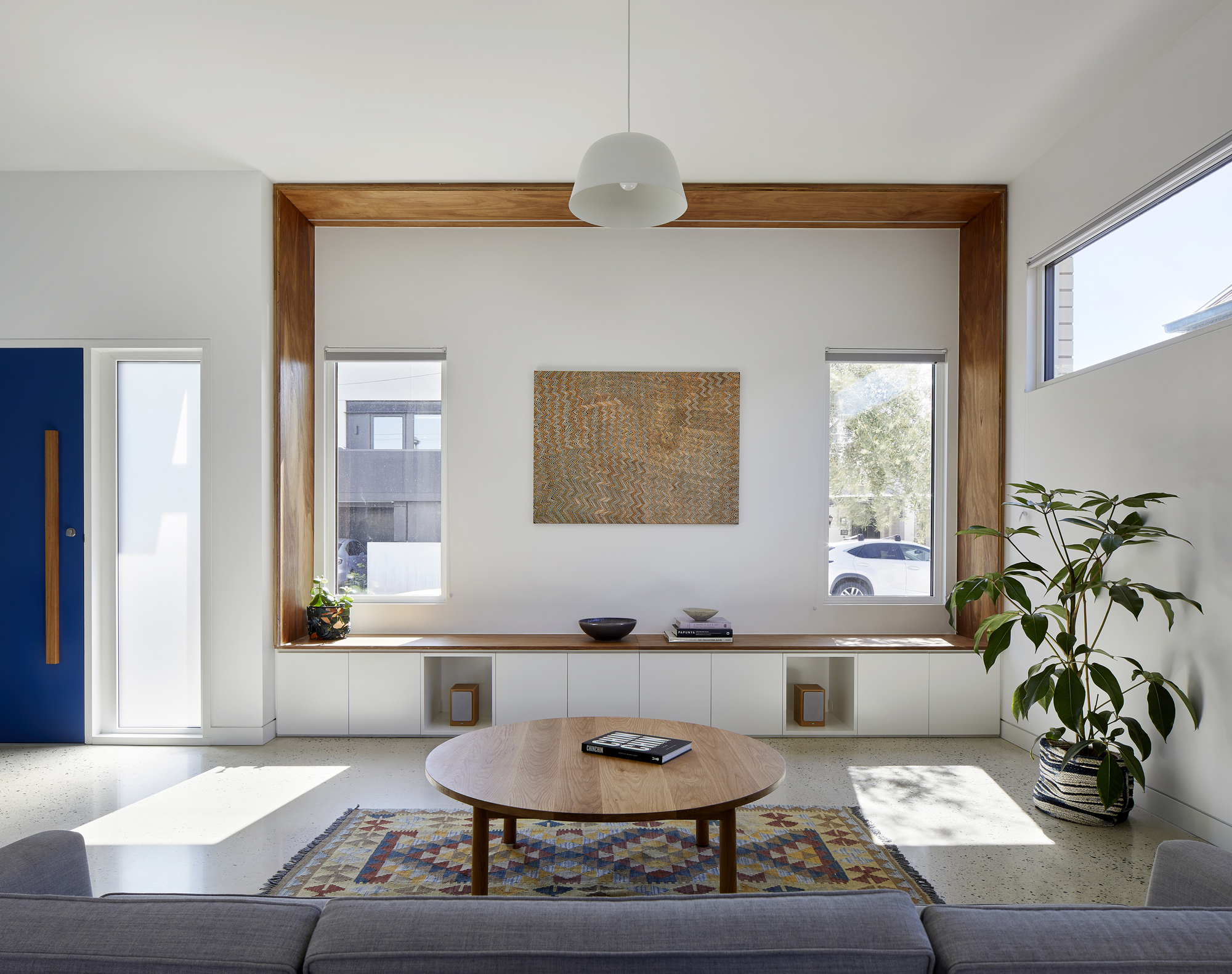 A Sustainable Contemporary Home with Warm Interiors for a Young Family in Melbourne, Australia by Poly Studio (9)