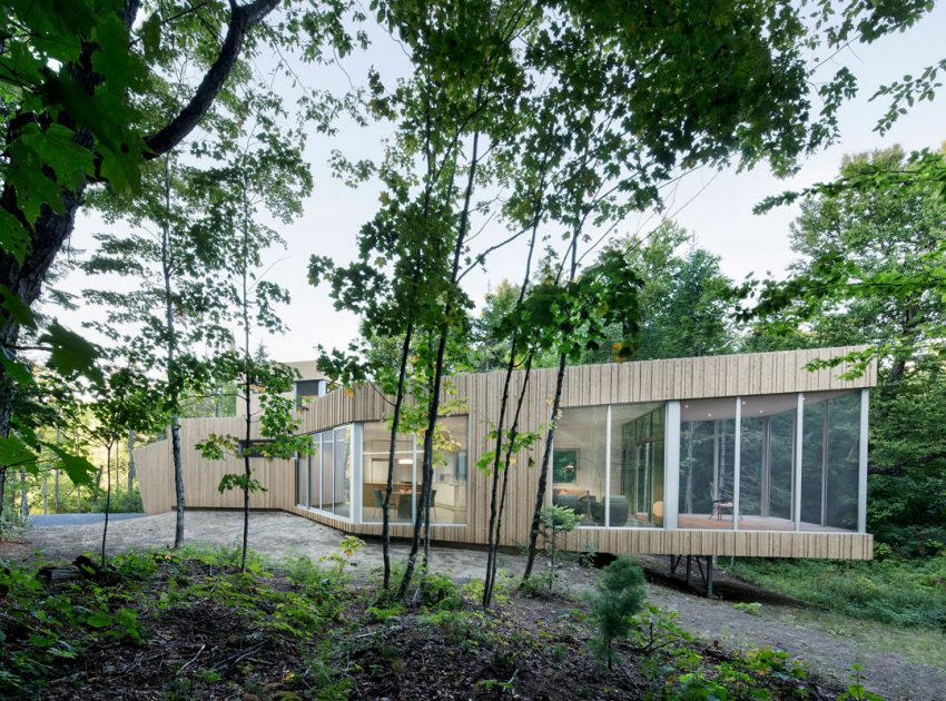 A Sustainable Family Lake House Surrounded by Lush Woods on Lac Grenier by Paul Bernier Architecte (1)