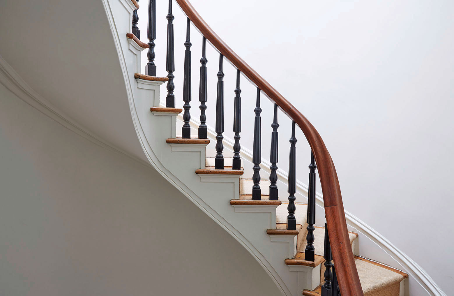 A Three-Family Row House Converted Into an Elegant Contemporary Home in Carroll Gardens, New York City by Lang Architecture (11)