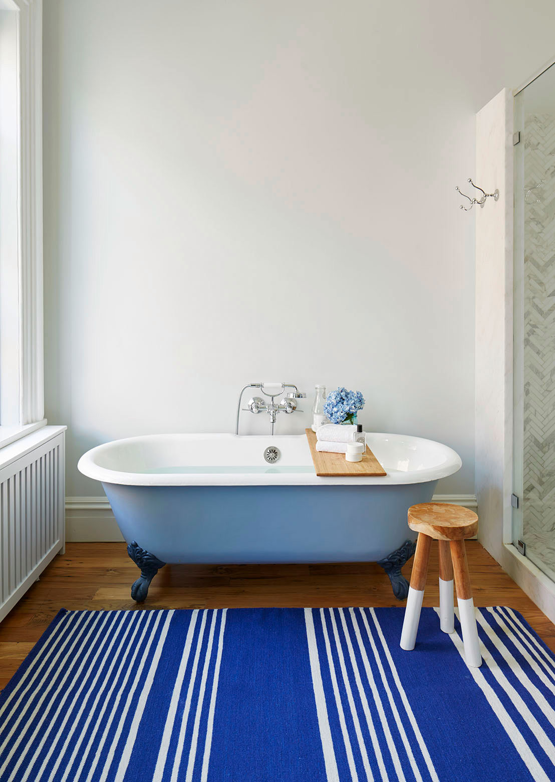 A Three-Family Row House Converted Into an Elegant Contemporary Home in Carroll Gardens, New York City by Lang Architecture (16)